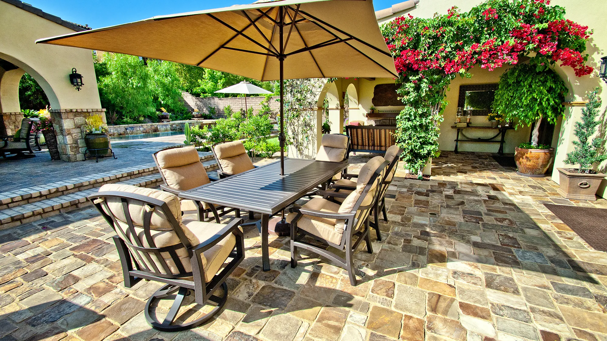 Outdoor Kitchens