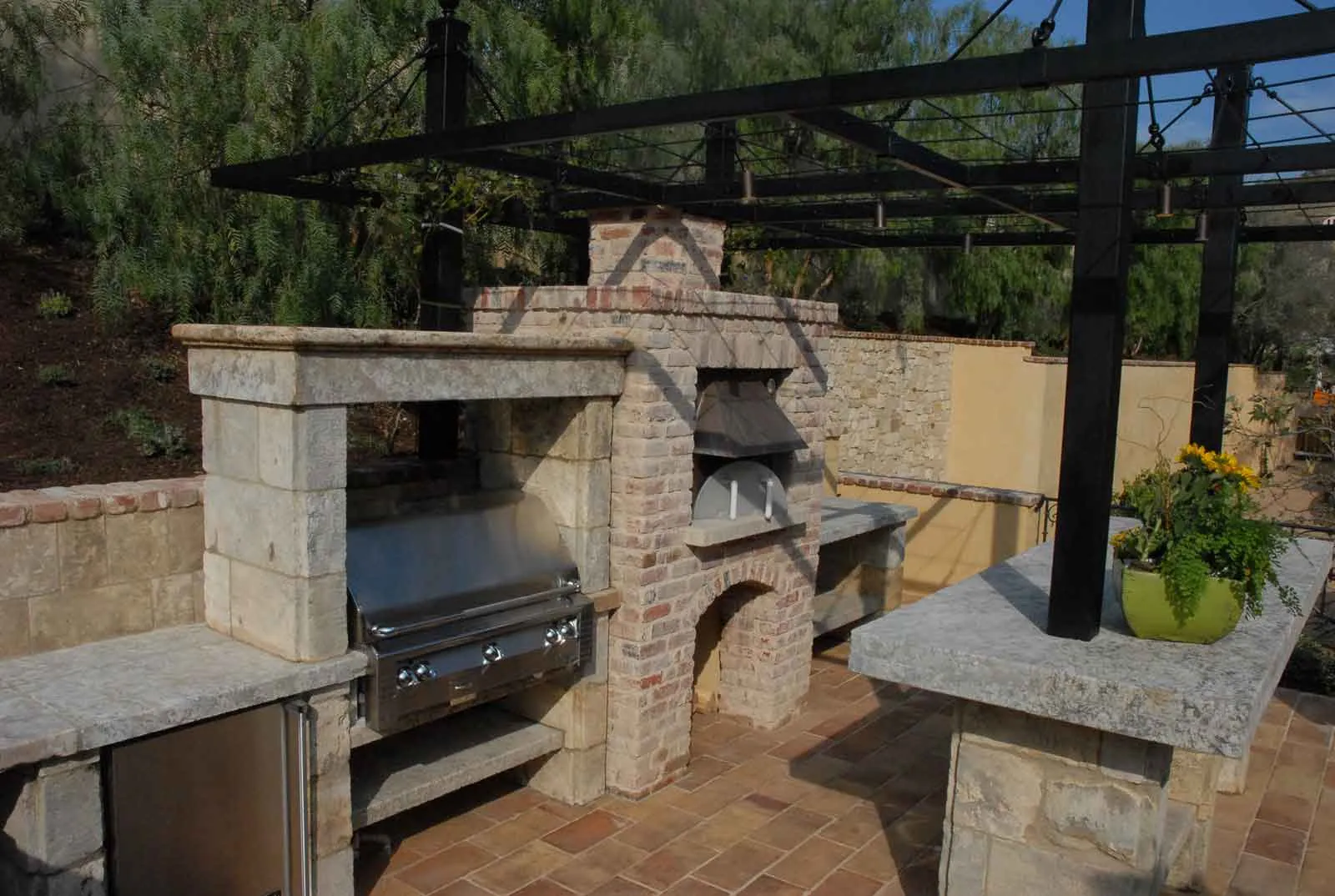 Outdoor Kitchen Must-Haves: What Actually Gets Used